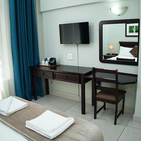 Gooderson Tropicana Hotel Дурбан Экстерьер фото